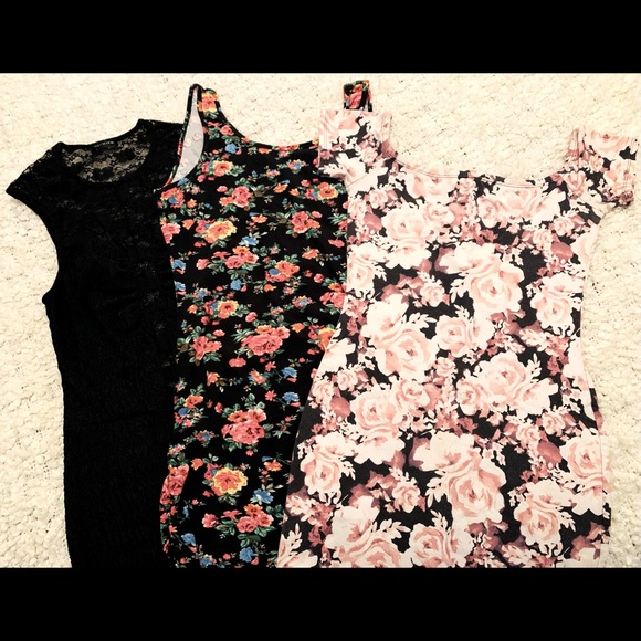 Lot of 3 dresses for 14$🤩 - Picture 1 of 8